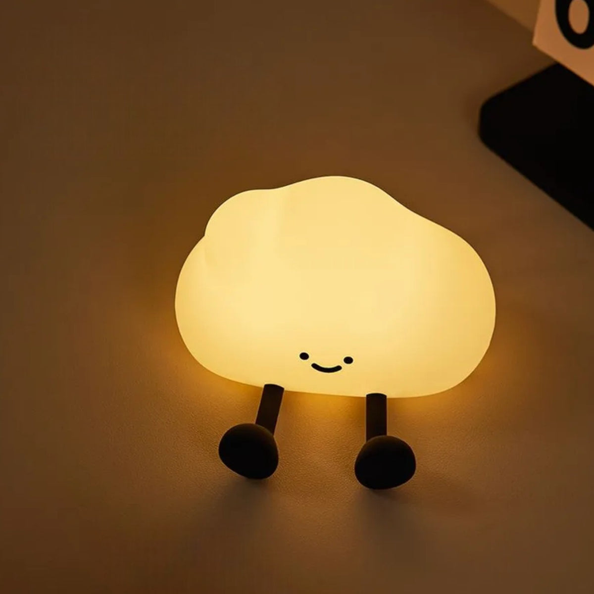 Veilleuse nuage assis