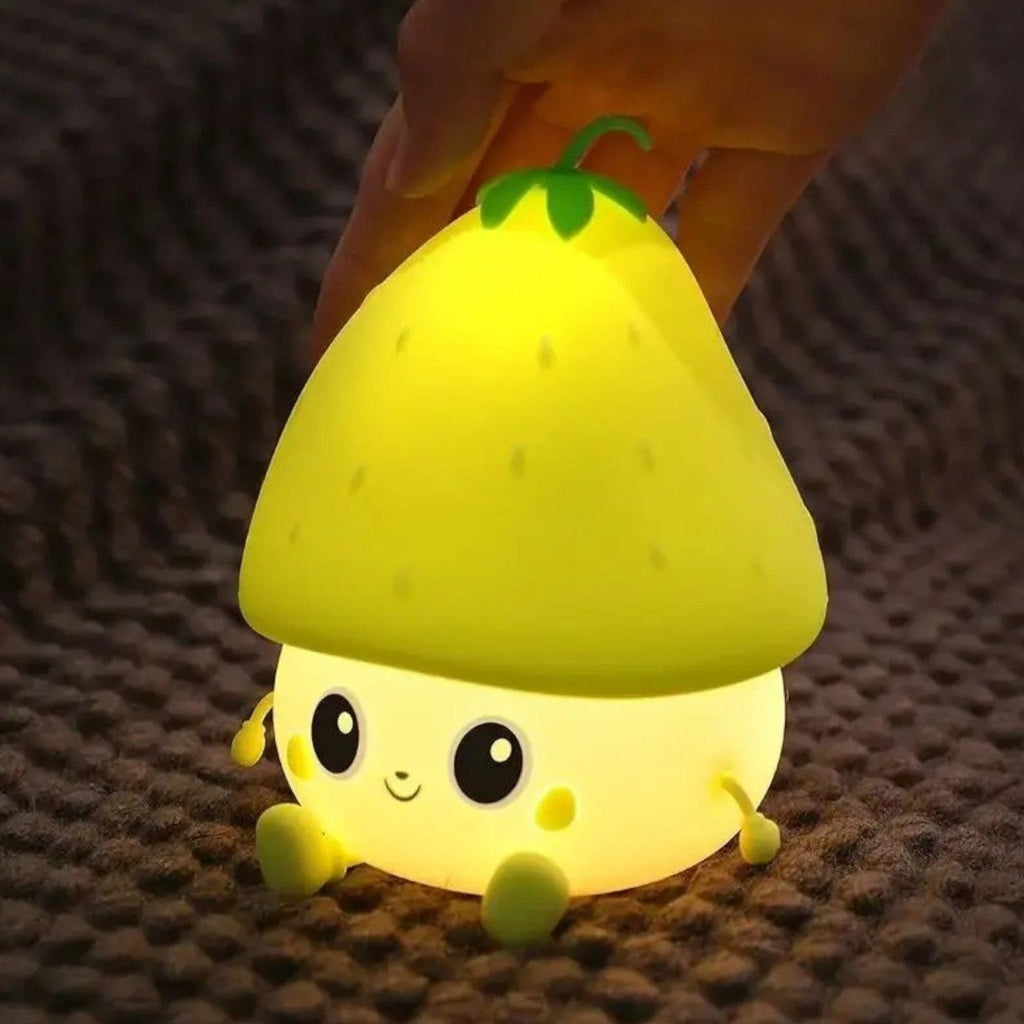 Veilleuse enfant fraise mignonne