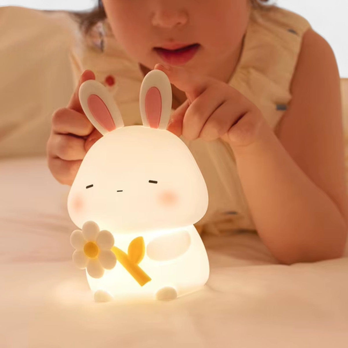 Veilleuse lapin fleur