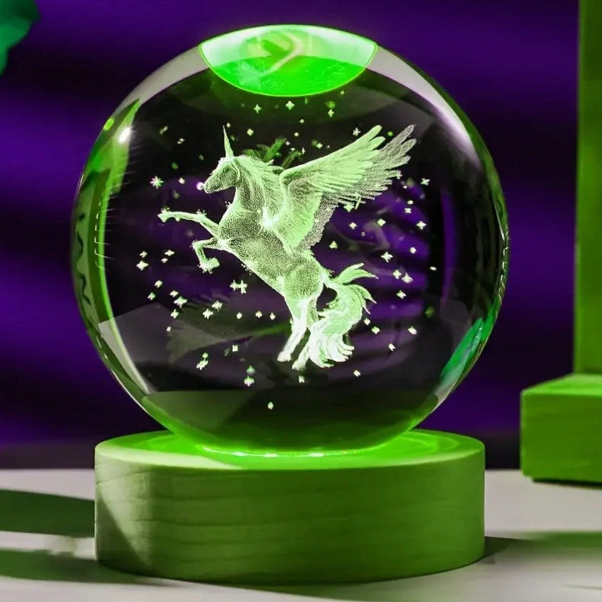 Veilleuse licorne boule magique