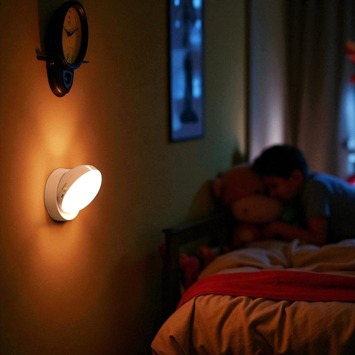 Veilleuse murale inclinable