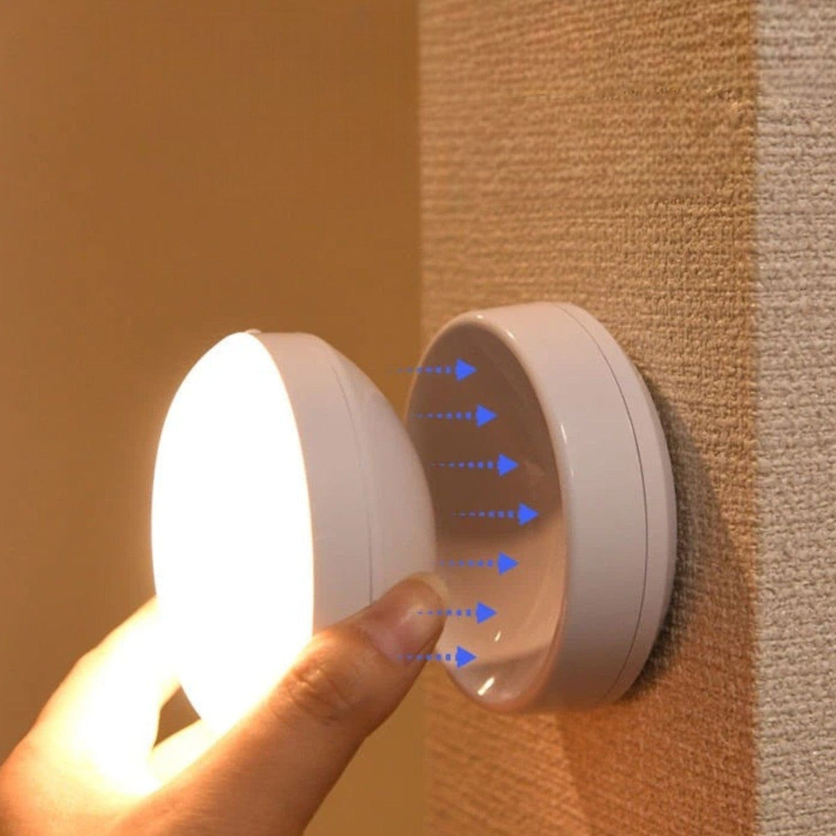 Veilleuse murale inclinable